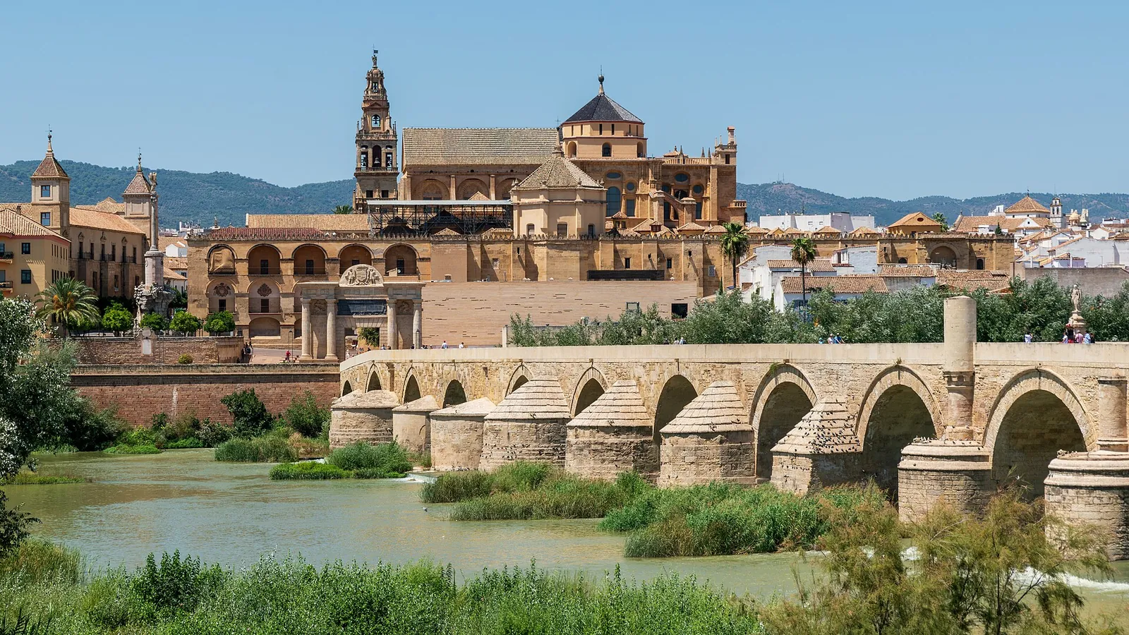 Córdoba's Roman Bridge and the Mezquita-Catedral