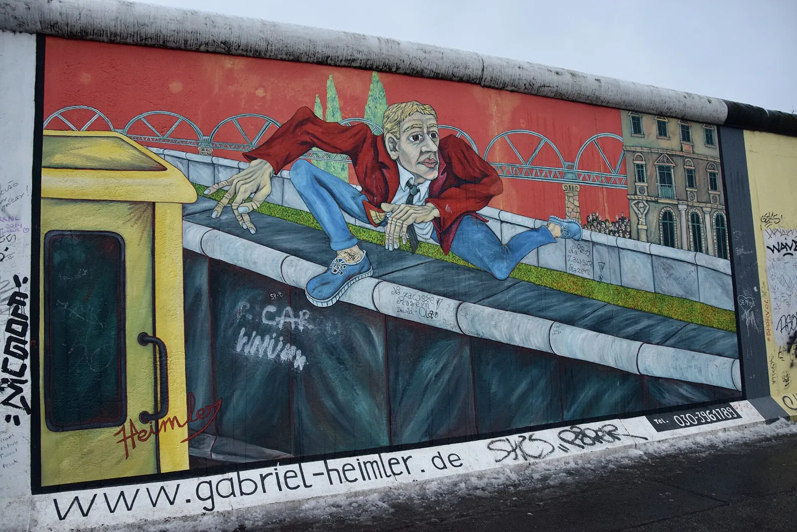 Colourful mural along the East Side Gallery