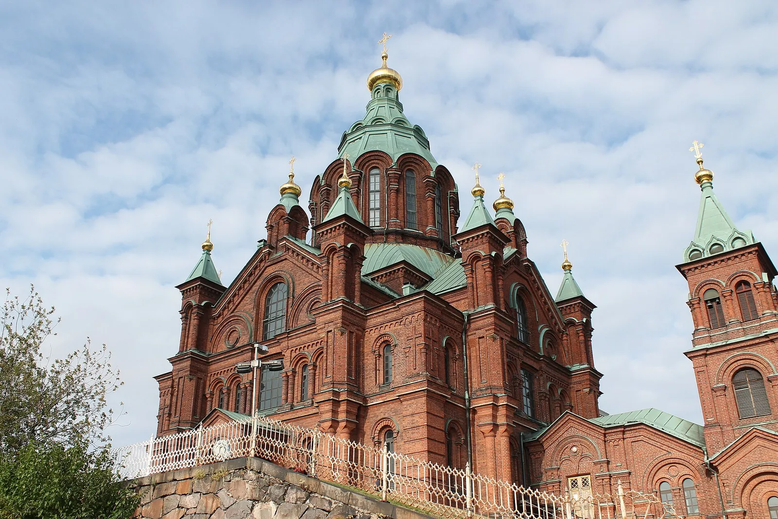 Red-brick Uspenski Cathedral on its rocky hill