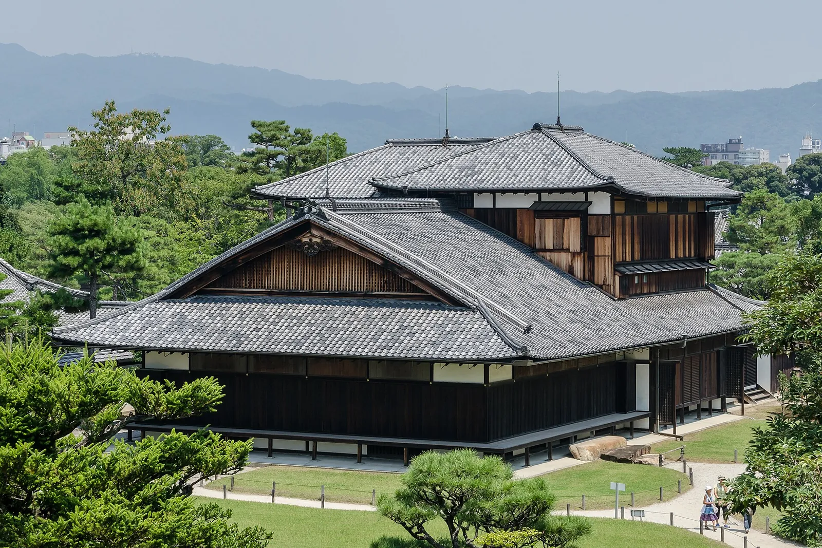 Honmaru Palace roofs inside Nijo Castle grounds
