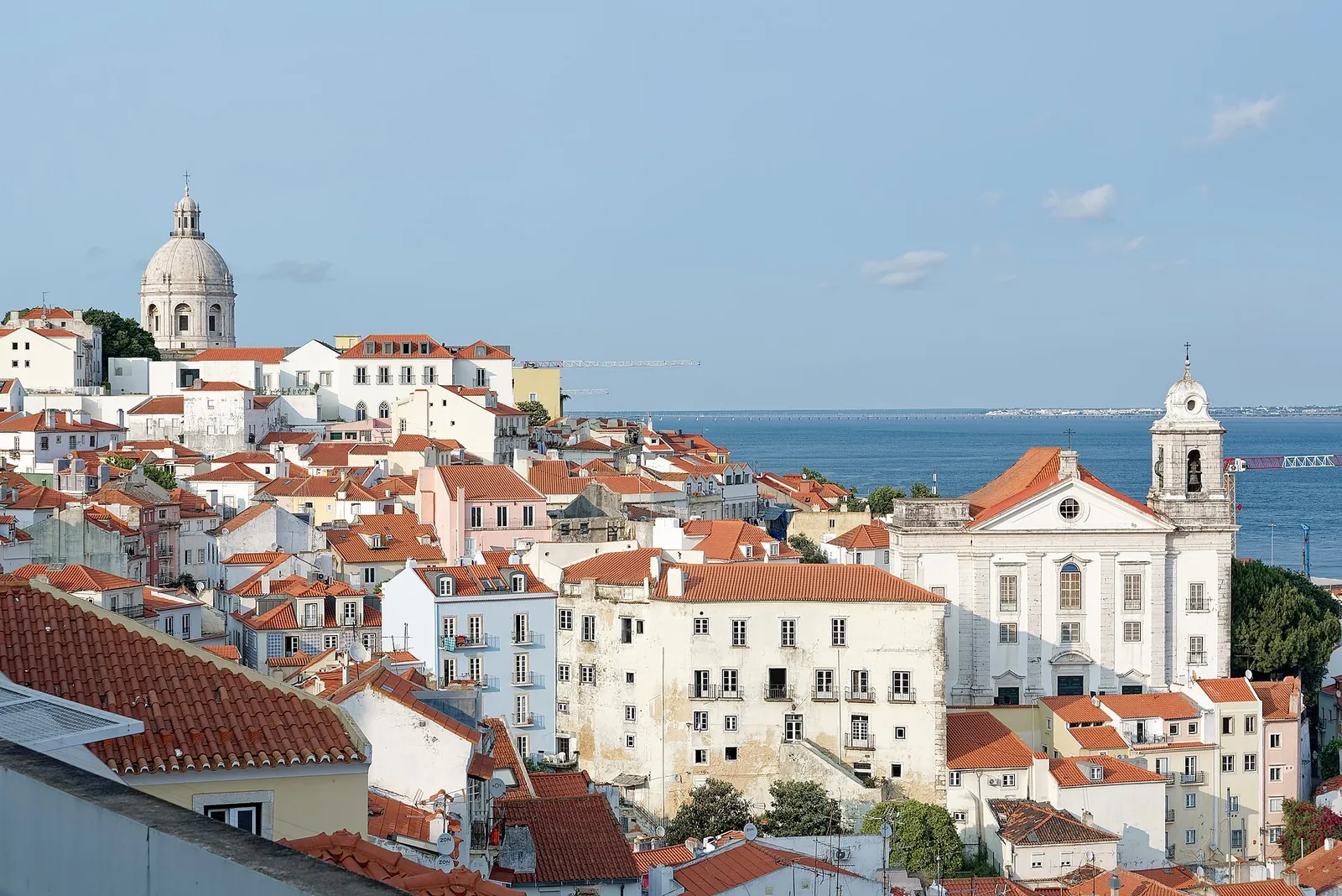 Alfama's white houses and red roofs from Santa Luzia