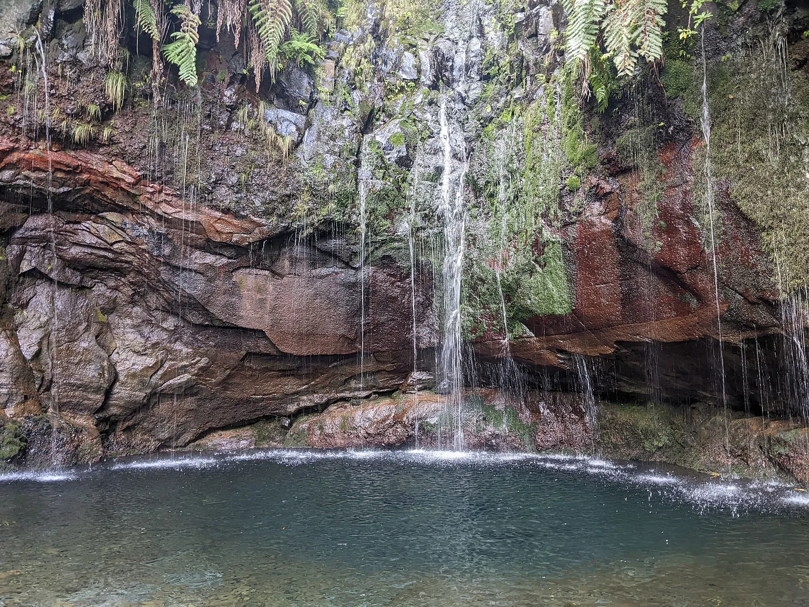 Waterfalls spilling into the 25 Fontes lagoon