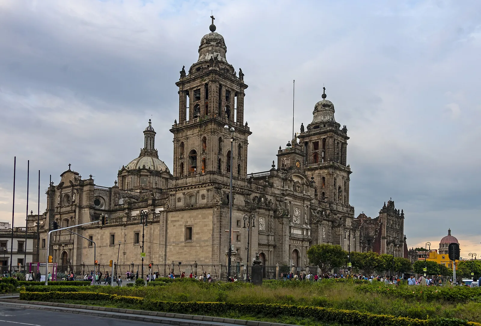 The Metropolitan Cathedral rising over the Zócalo