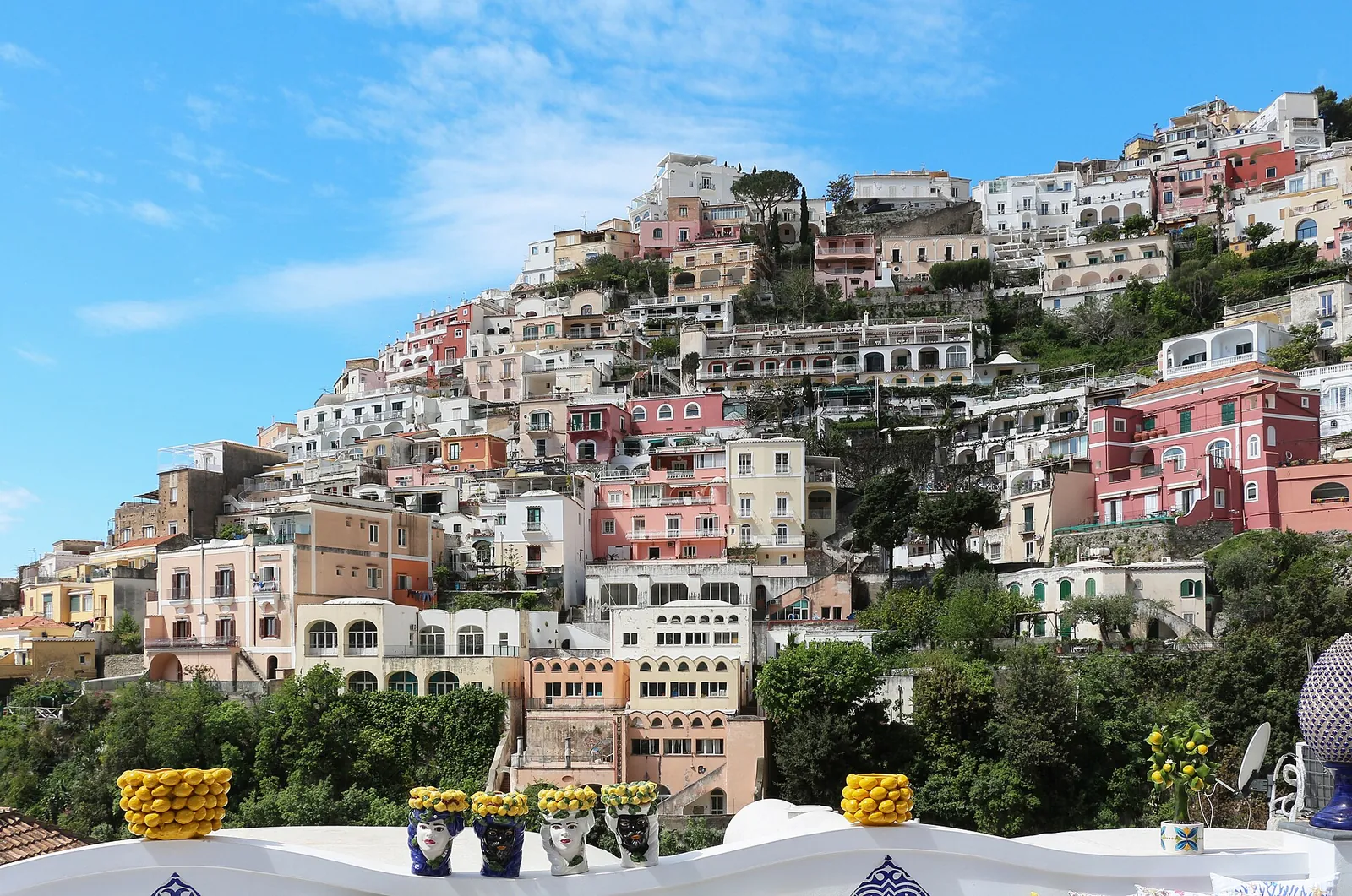 Pastel houses of Positano tumbling down to the sea