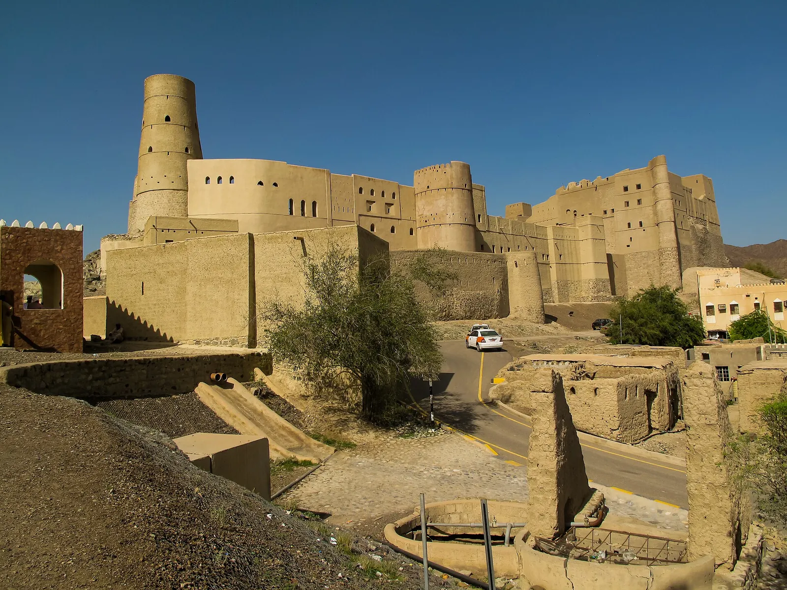 Bahla Fort's mud-brick towers in the sunshine