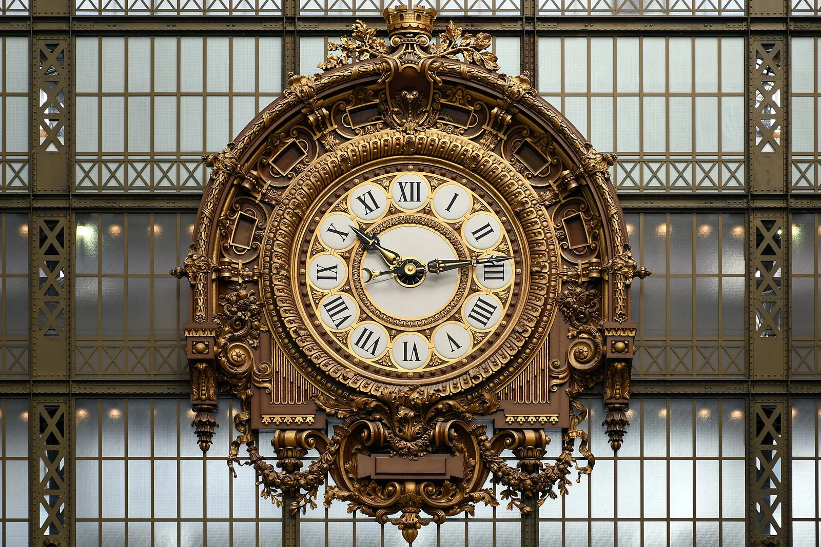 The gilded station clock inside the Musée d'Orsay