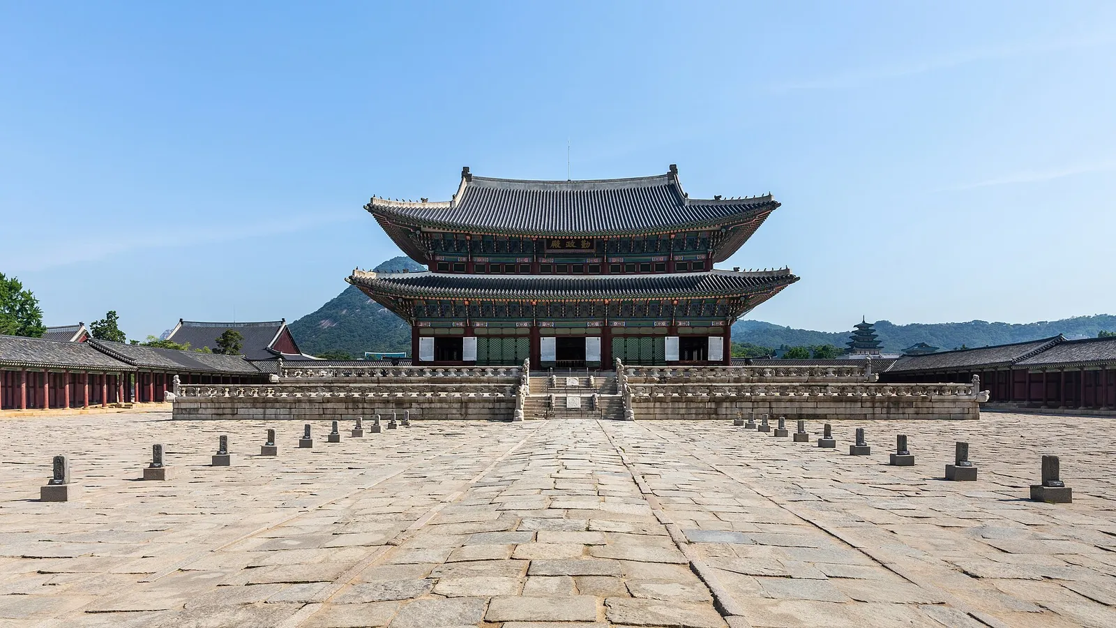 Geunjeongjeon throne hall at Gyeongbokgung under a blue sky