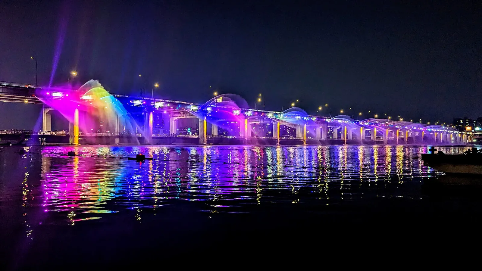 Banpo Bridge Moonlight Rainbow Fountain glowing over the Han River