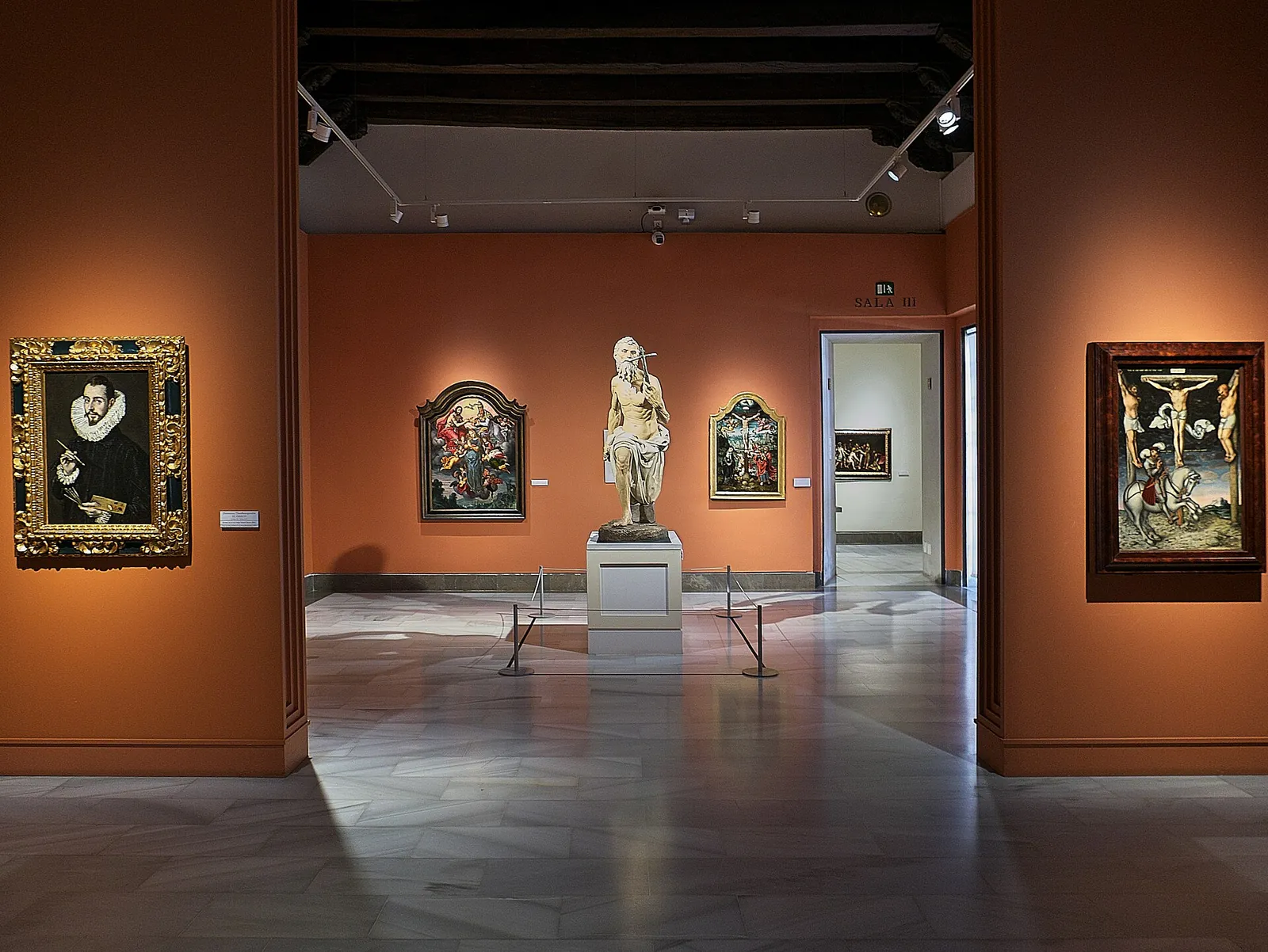 Renaissance gallery at the Museo de Bellas Artes