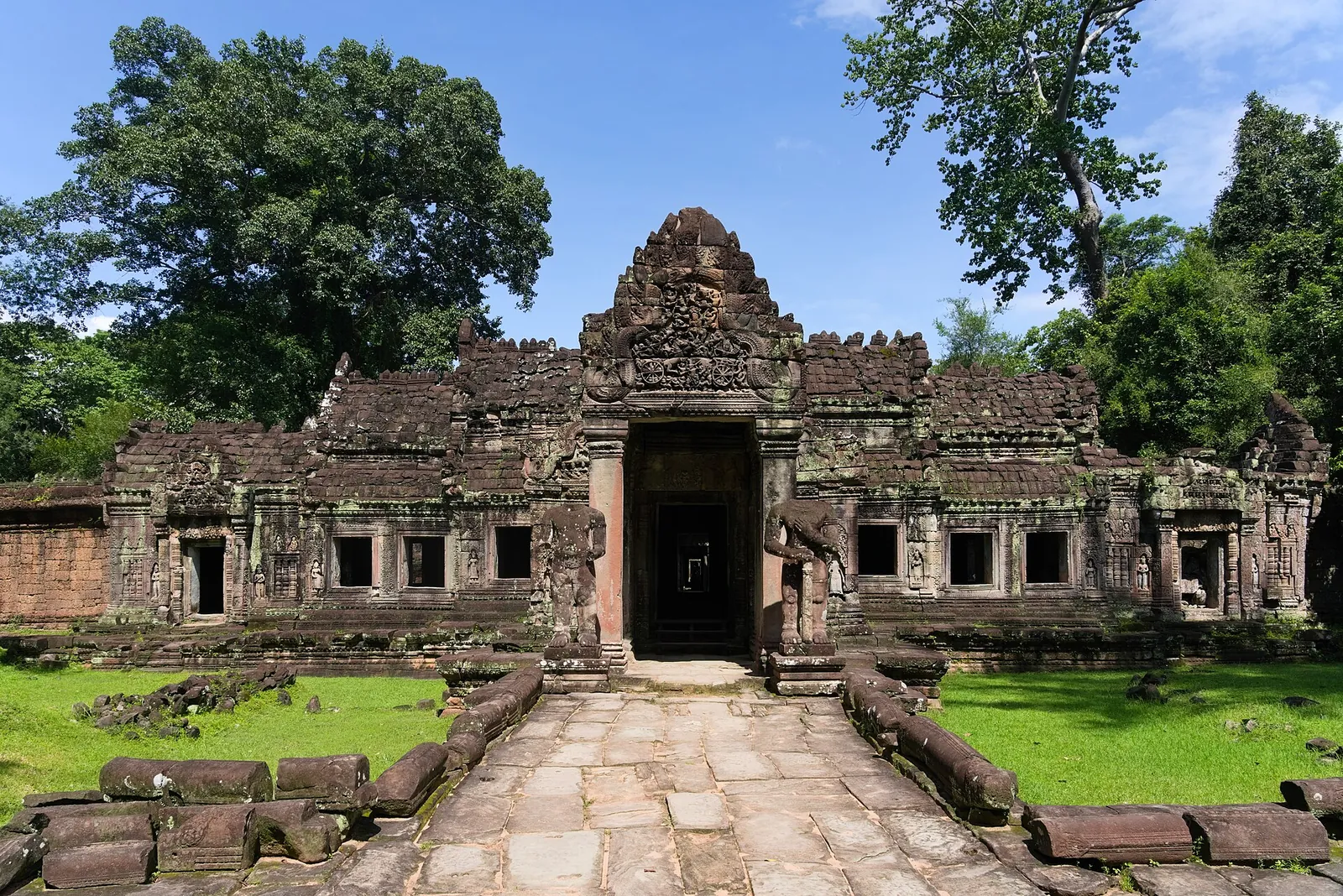 Stone path leading into Preah Khan