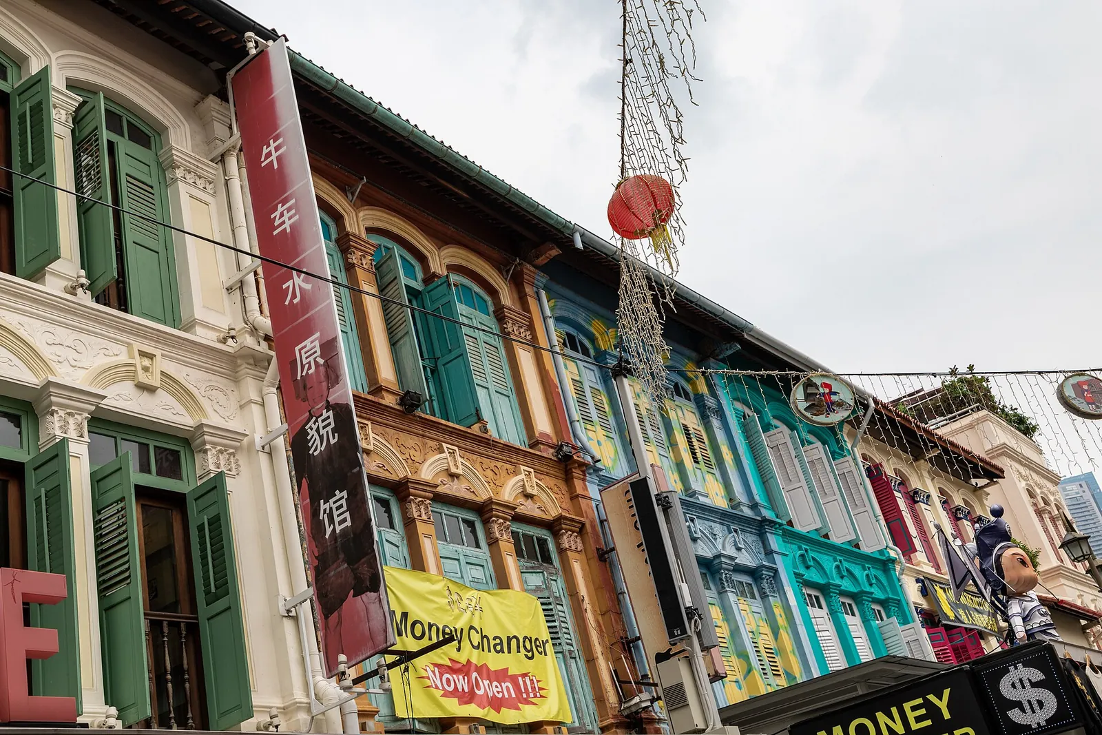 Colourful shophouses along Pagoda Street, Chinatown