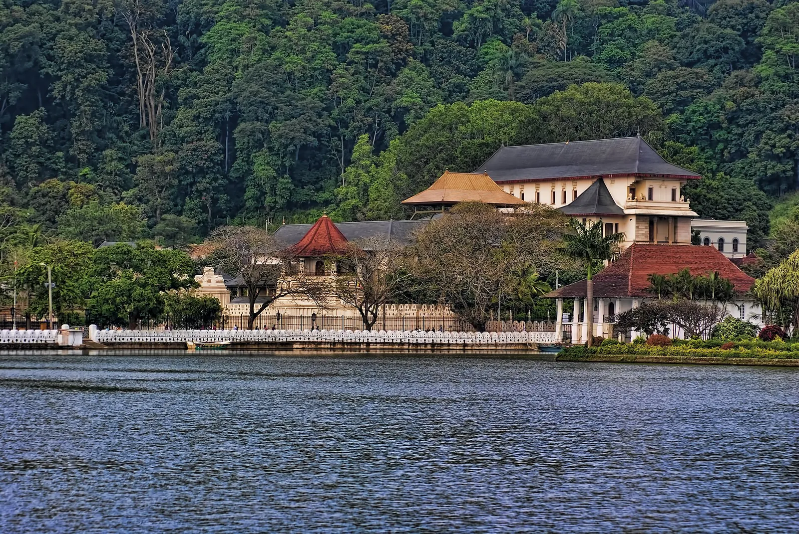 The Temple of the Sacred Tooth Relic beside Kandy Lake