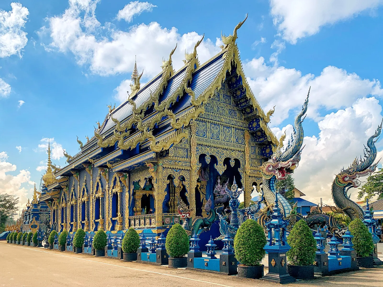 The sapphire-blue Wat Rong Suea Ten, Chiang Rai