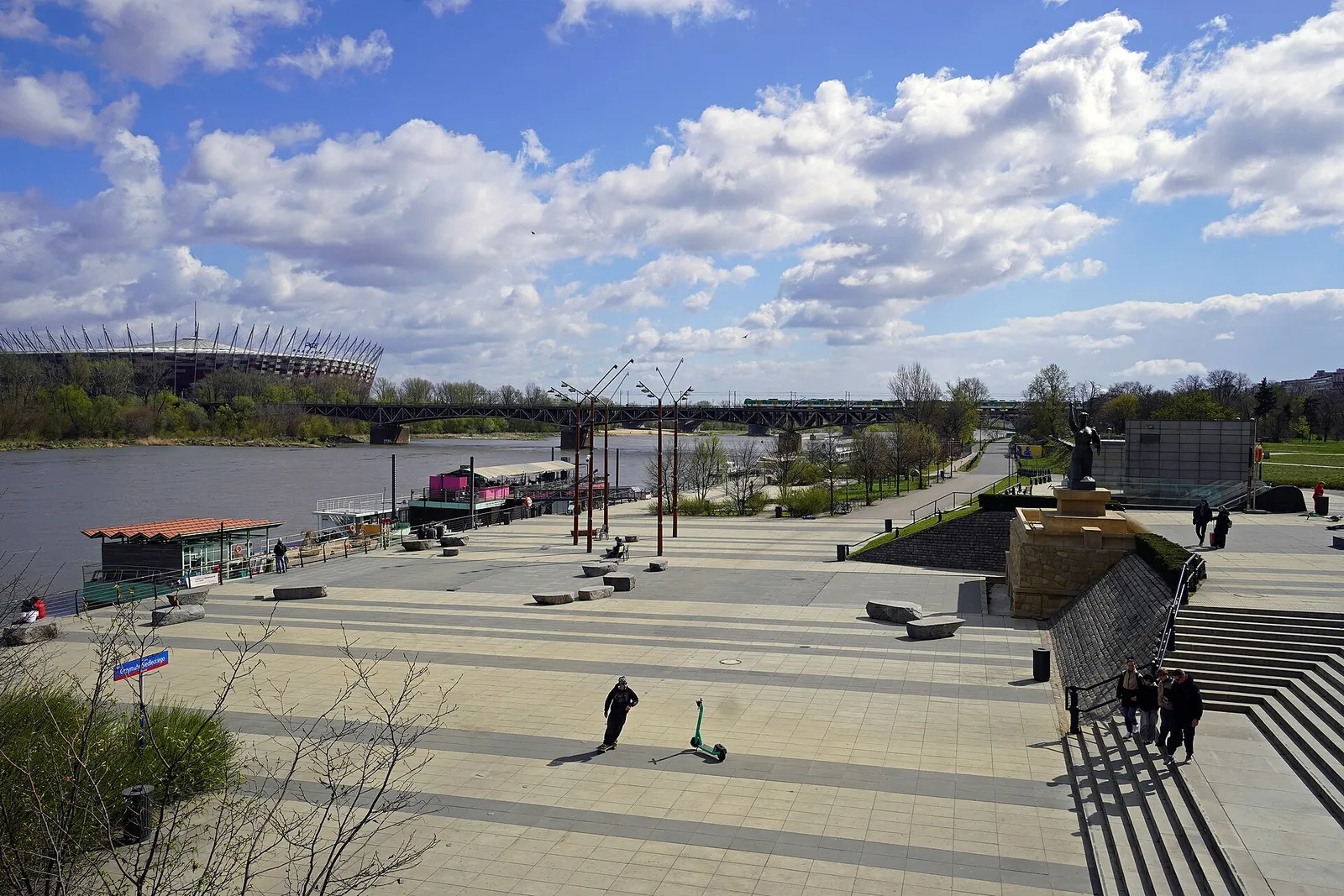 Wide steps along the sunny Vistula boulevards