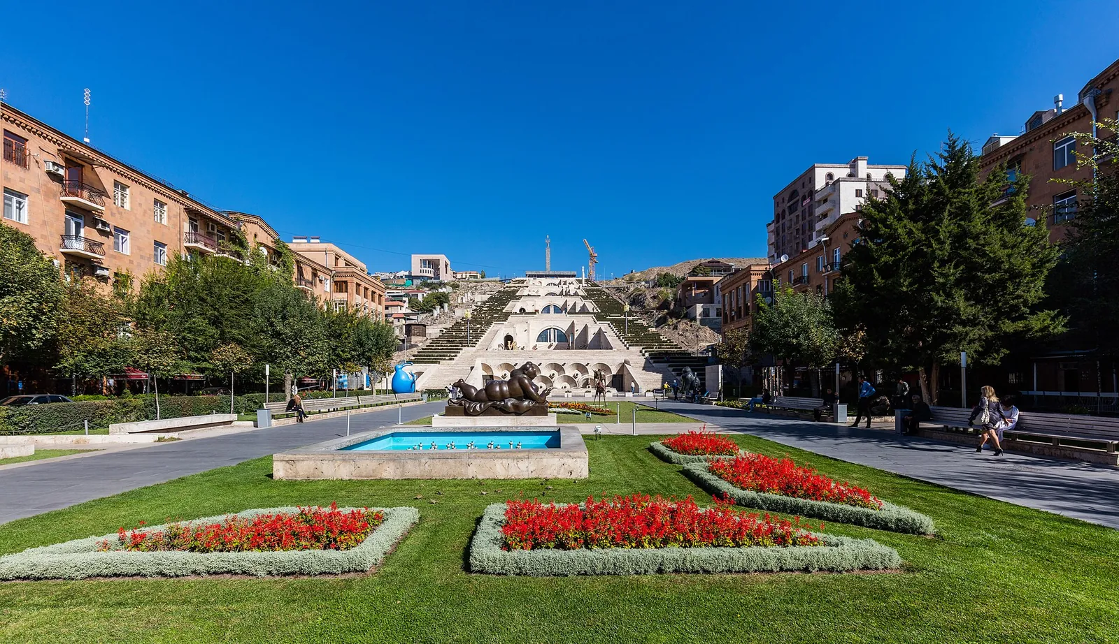 Flower beds and fountains at the foot of the Cascade