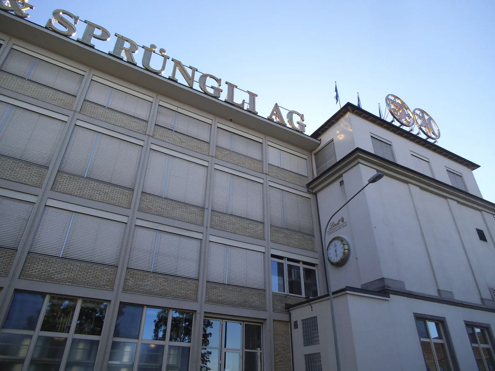 The Lindt & Sprüngli works on the shore of Lake Zurich